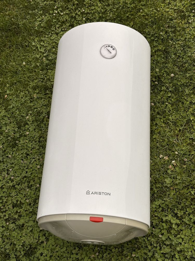 Продам Бойлер Ariston