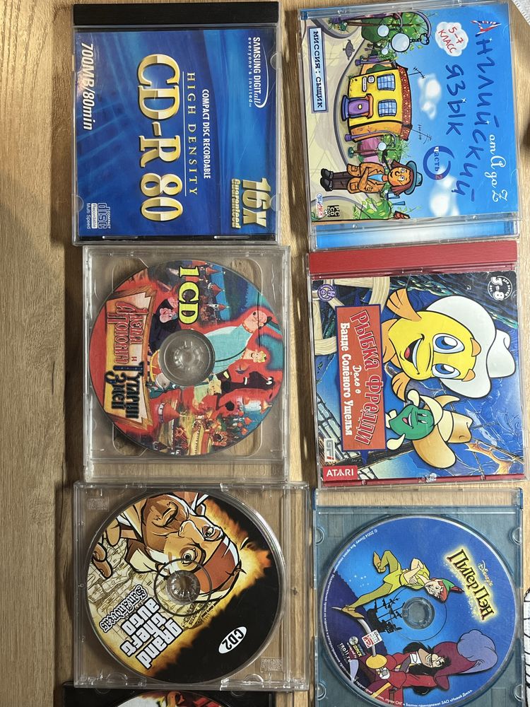 коллекция CD дисков