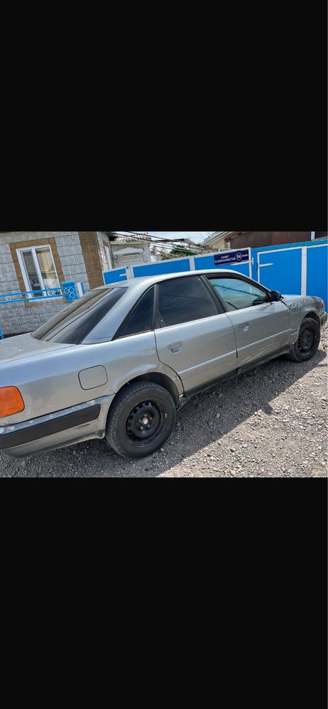 Продается ауди 100 с4