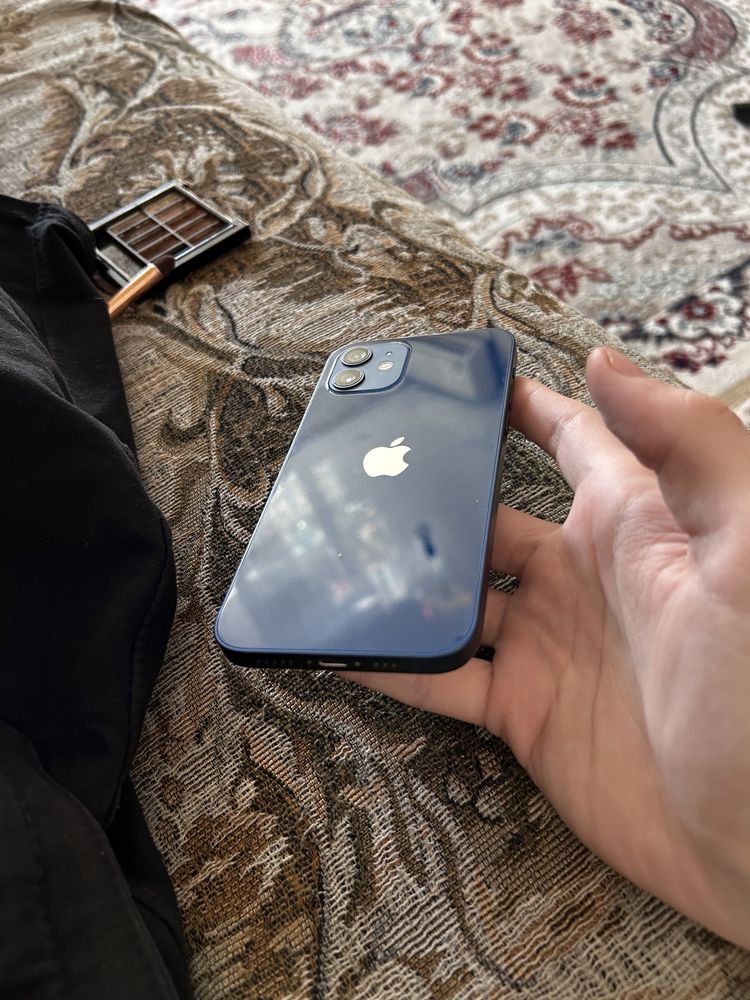 продам Iphone 12 128gb