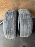 Продам пару шин 215/55R17