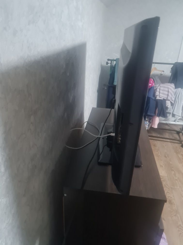 Продам Телевизор LG