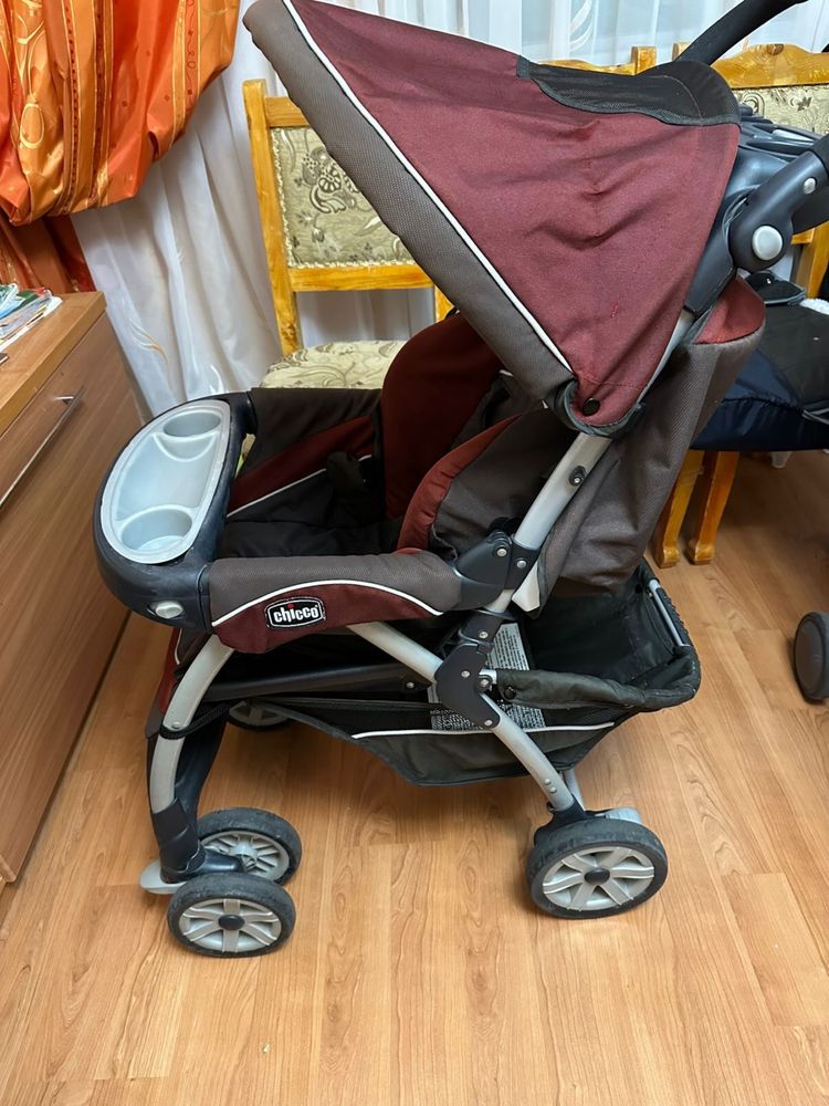 Коляска chicco. В отличном сотоянии
