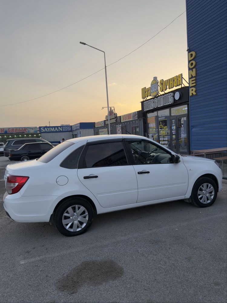 Lada granta fl в родном окрасе
