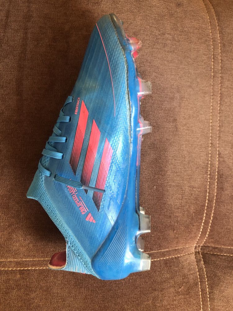 Продам бутсы adidas f50 38 размер