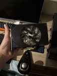 Продам видеокарту RTX 3050 8GB