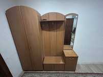 Продается шкаф прихожия, кресла, журнальный столик