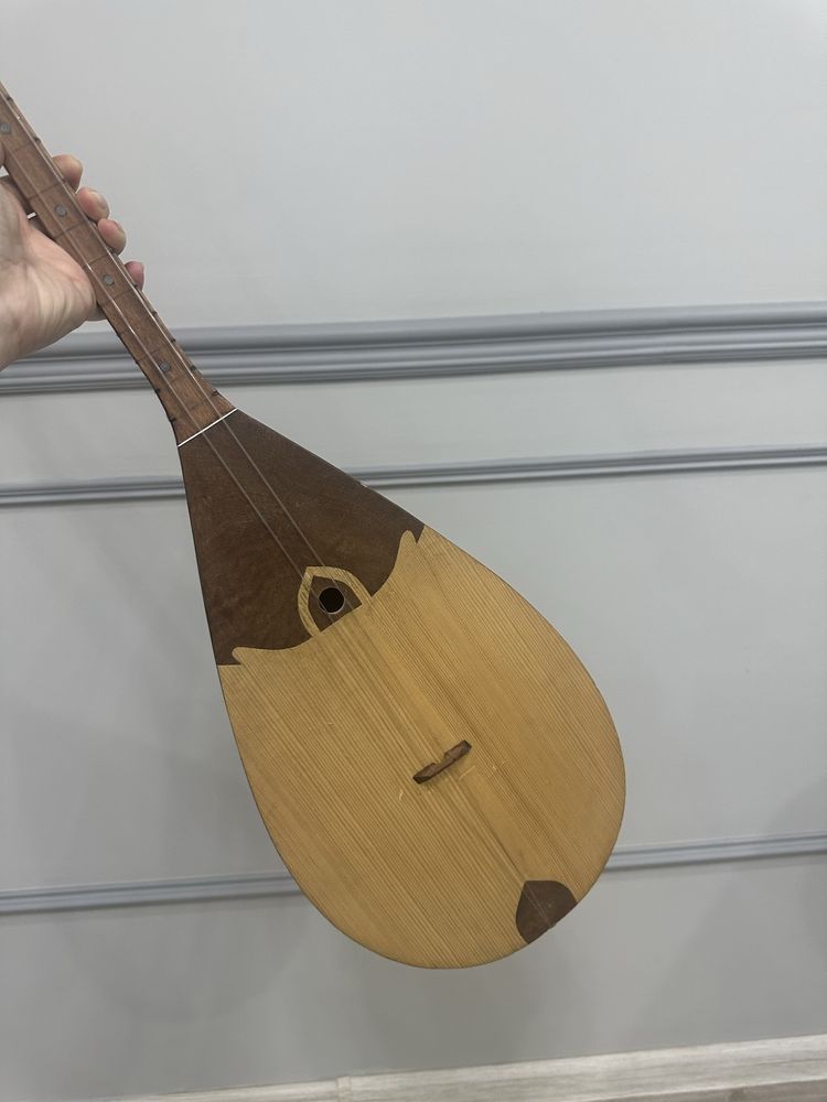 Продам детскую домбру