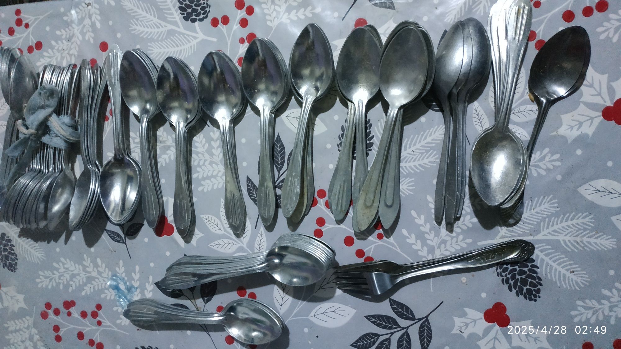 Продам алюминиевые лошки новые