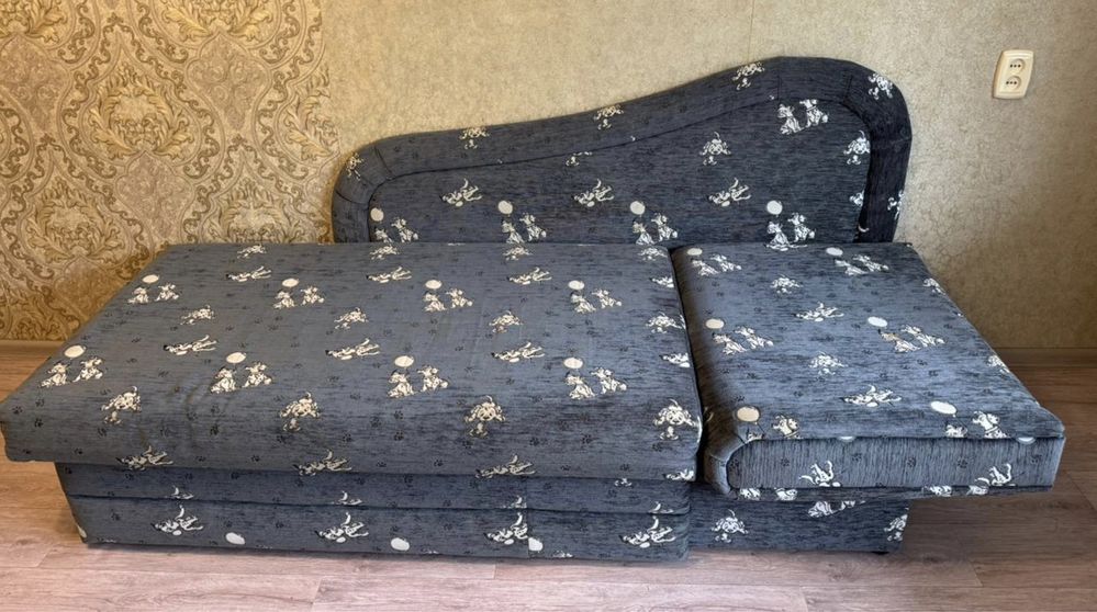 Продам диван в отличном состоянии