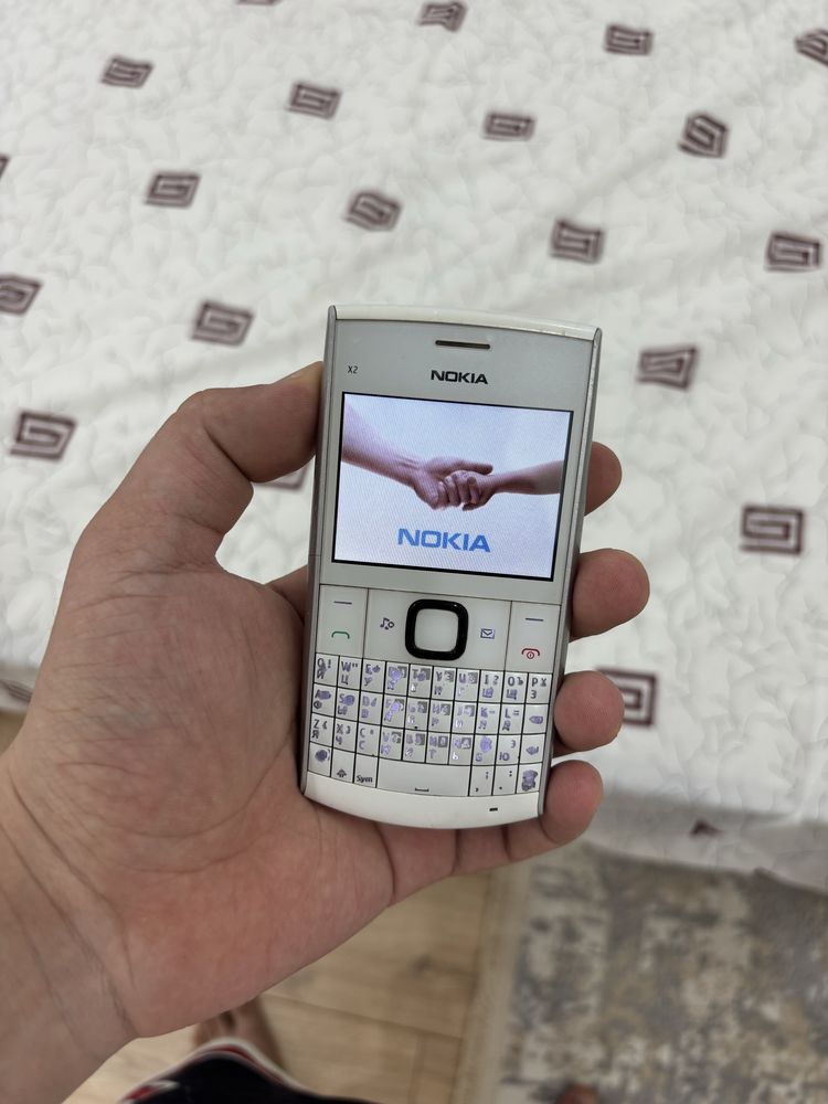 Nokia X2 продаетая