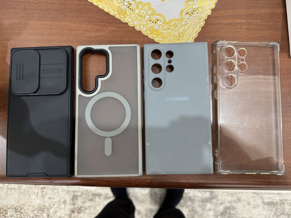 Чехлы на Samsung Galaxy S24 Ultra