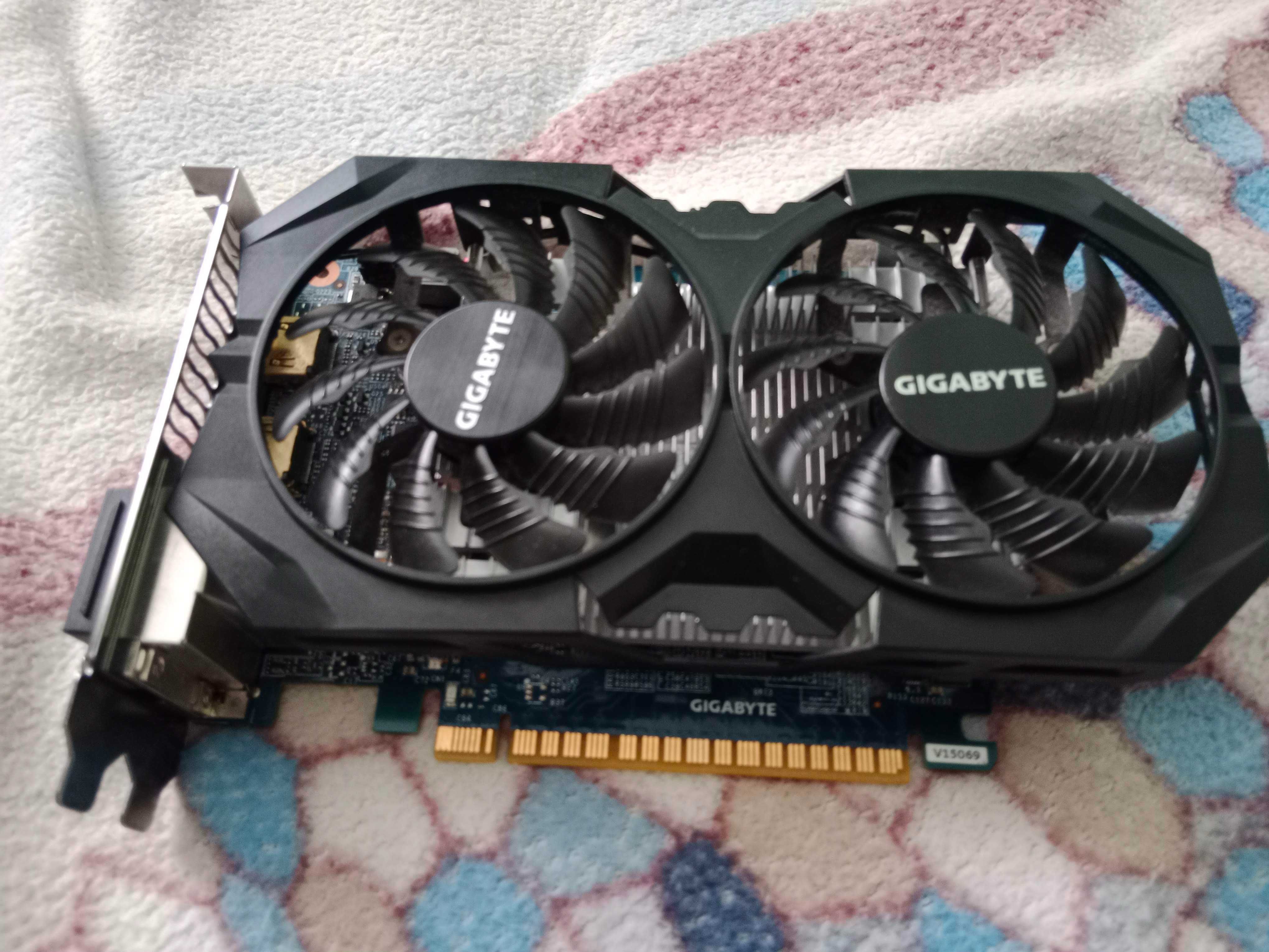 GIGABYTE NVIDIA GeForce GTX 750 Ti Windforce OC