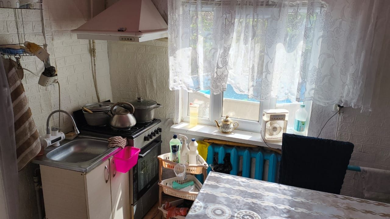 ПРОДЕТСЯ ДОМ! Залиния, Комарова 41