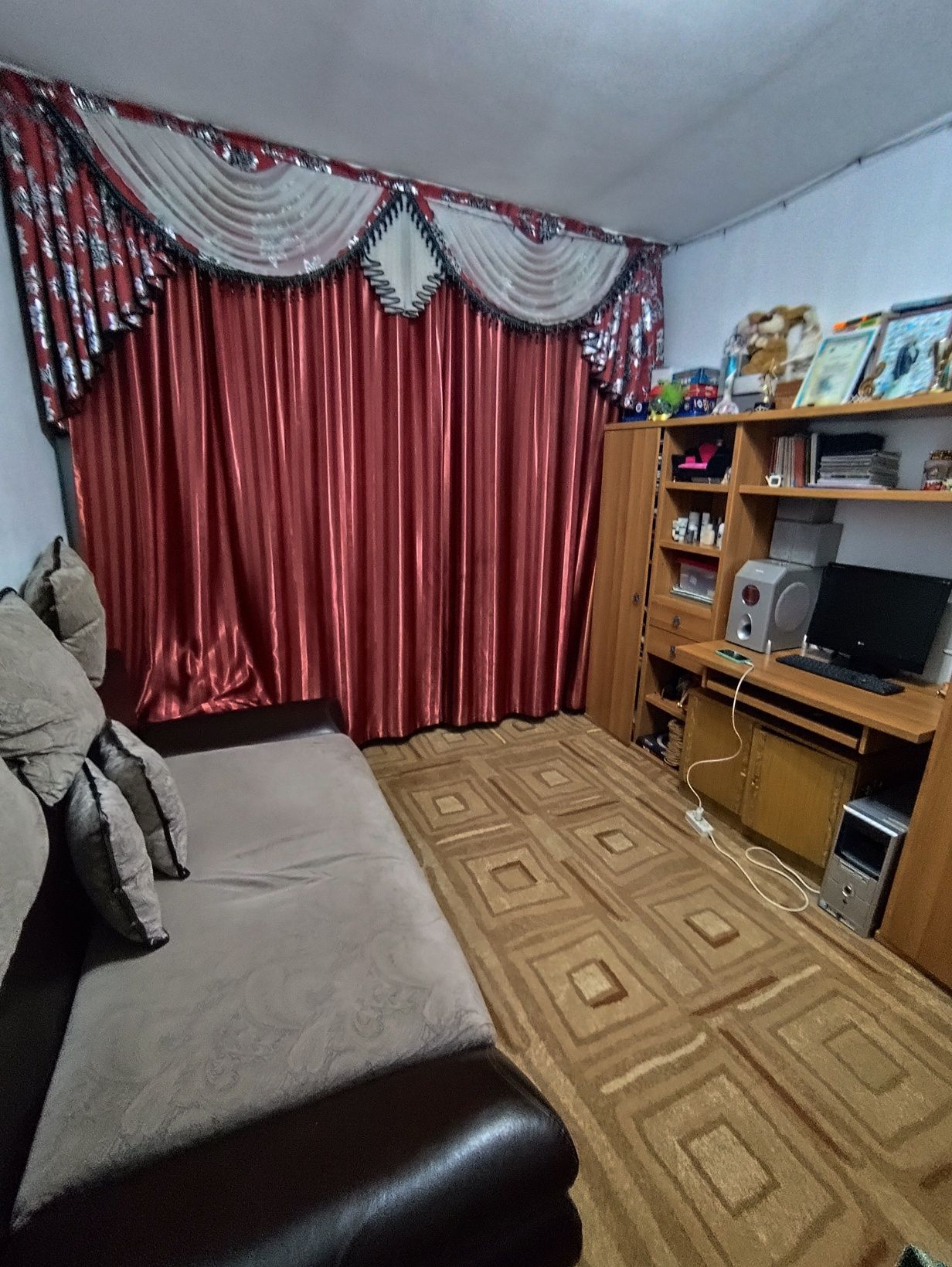 Продам 3 комнатную квартиру