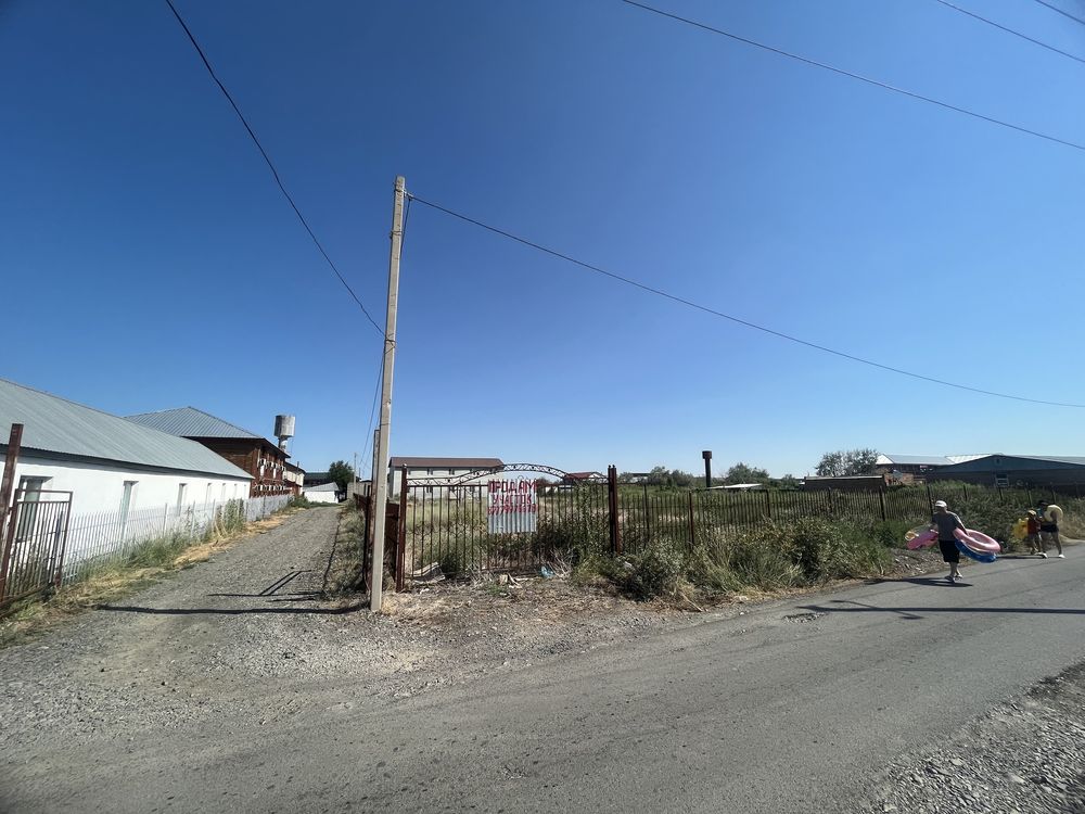 Продам земельный участок на берегу озера АЛАКОЛЬ 29 соток.