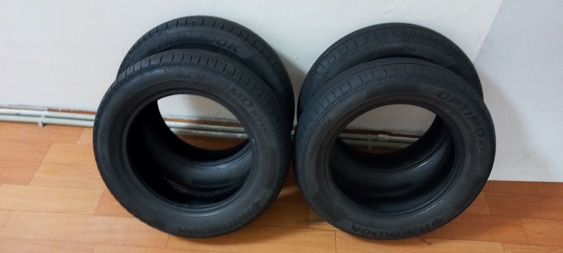 Продам шины комплект