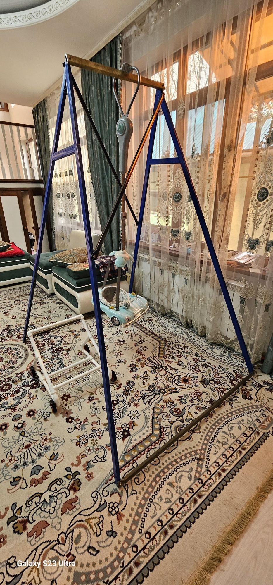 Продам детский прыгунчик(кенгуру)