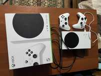 Игровая приставка Xbox Series S белый + геймпад