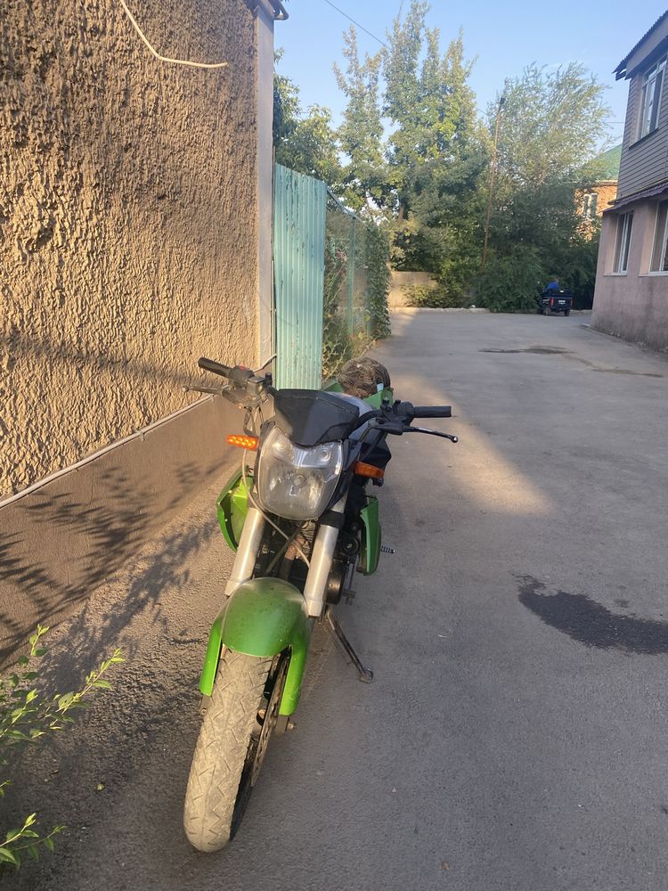 Продам мотоцикл педа 200 куб