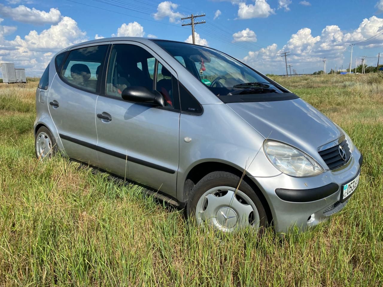 Продам отличный автомобиль вложения не требует один хозяин