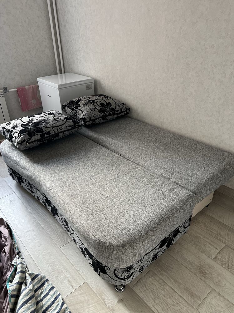 Диван продаже срочно