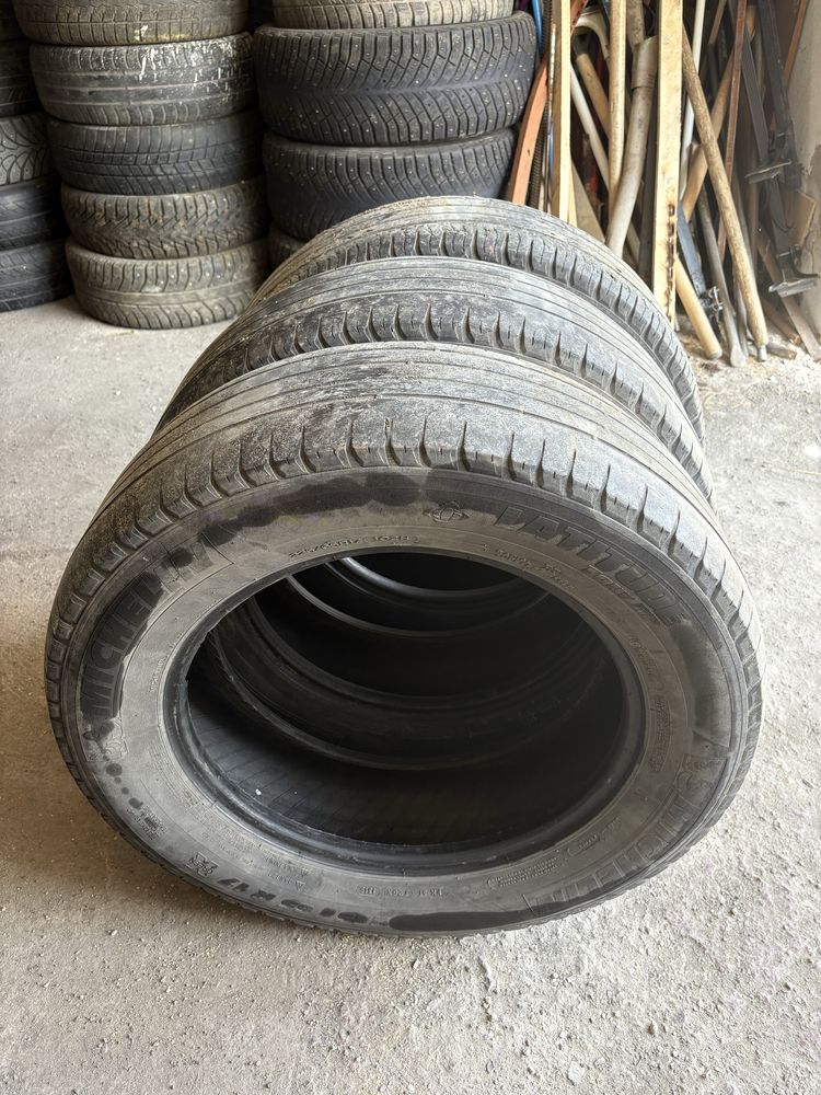 Продаются шины Michlen 225/65/R17