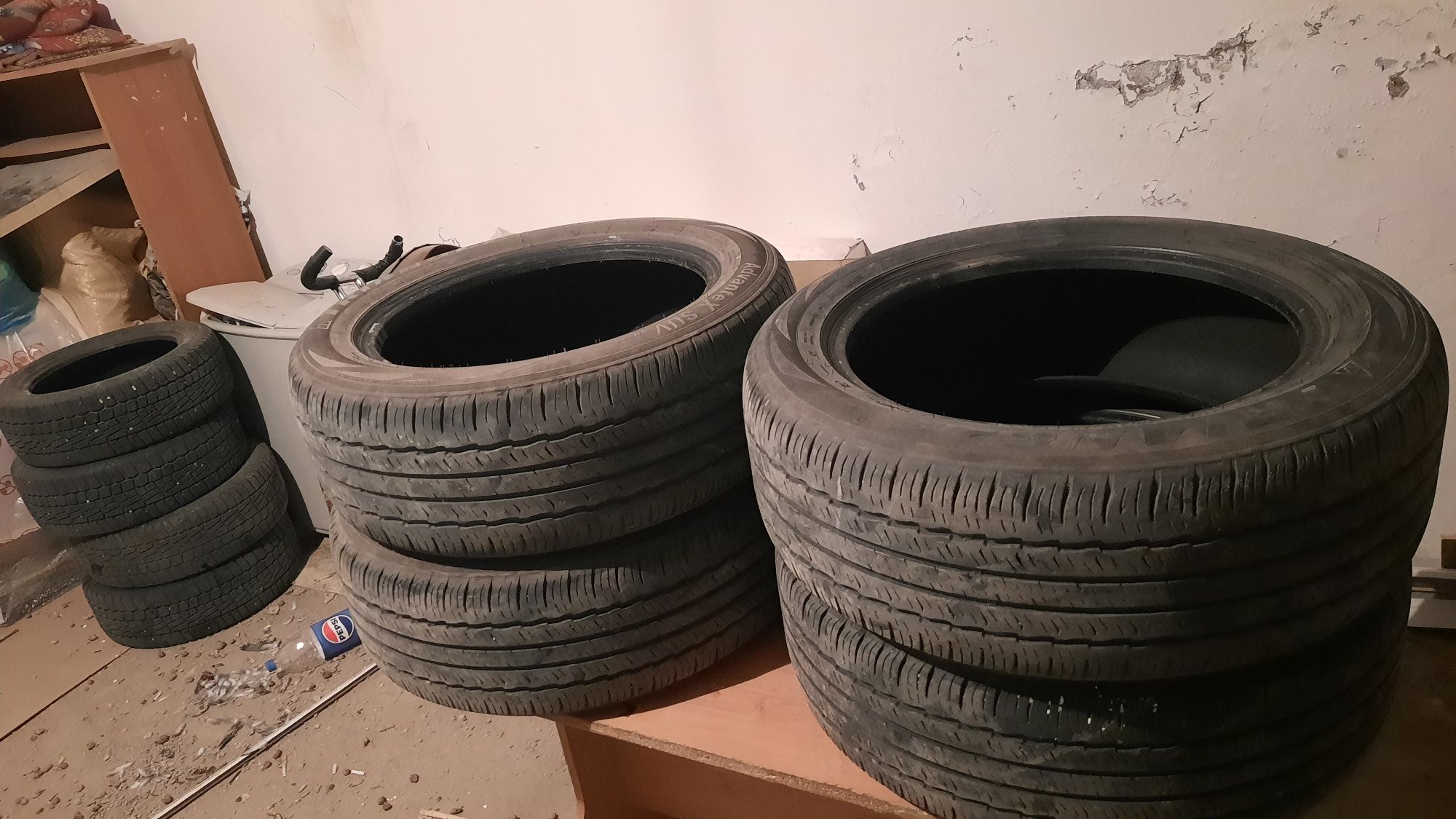 Шина автошина 235/60 18