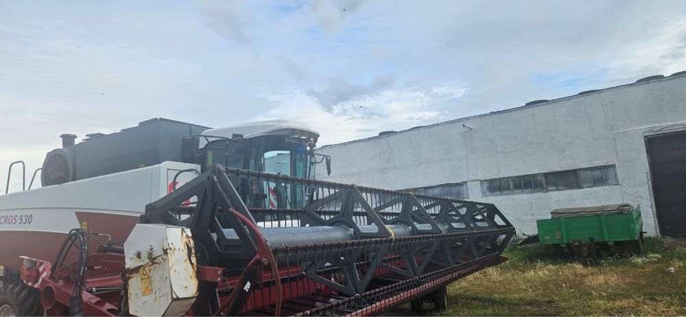 Продам Комбайн Акрос 530
