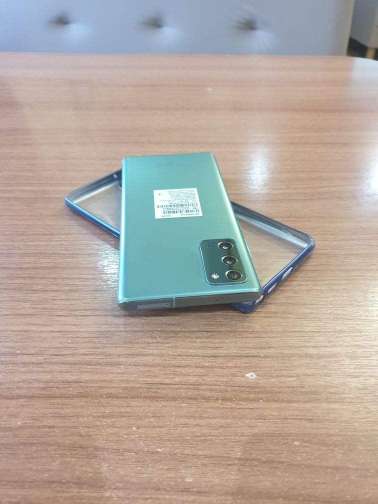 Самсунг Note 20 в отличном состоянии