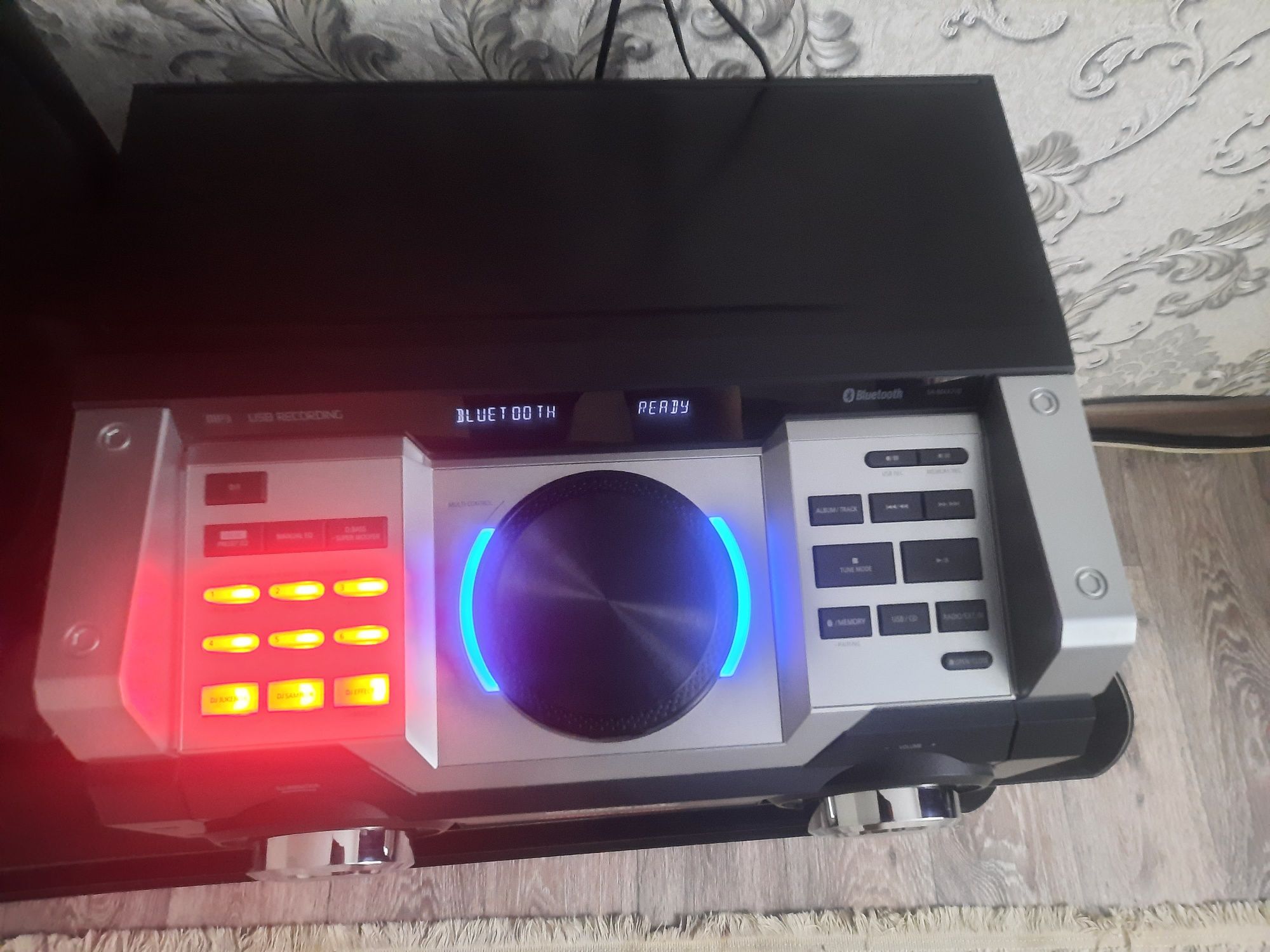 Продам мощную четырёхполосную музыкальную систему Panasonic 770 max