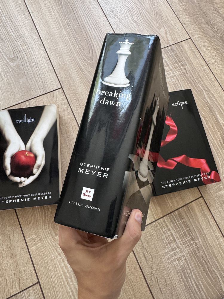 Книги сумерки на английском