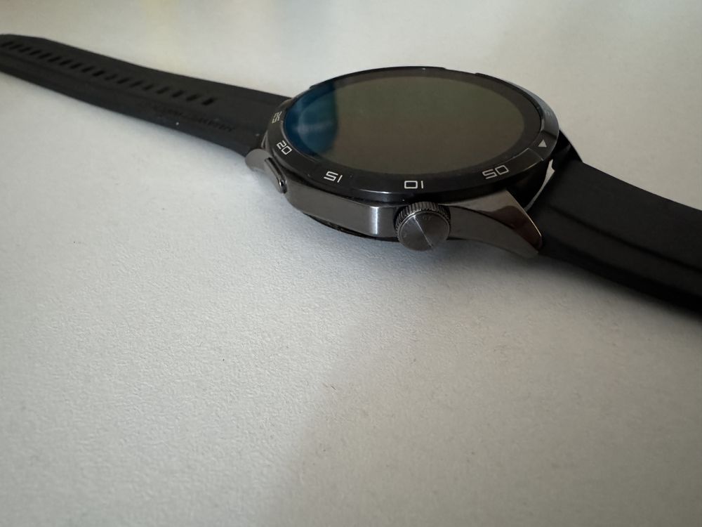 Продал смарт часы Huawei watch GT 4