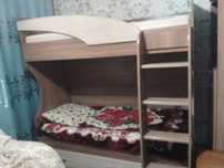 Срочно продам двухъярусную кровать