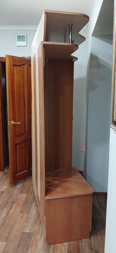 Продам прихожку в отличном состоянии