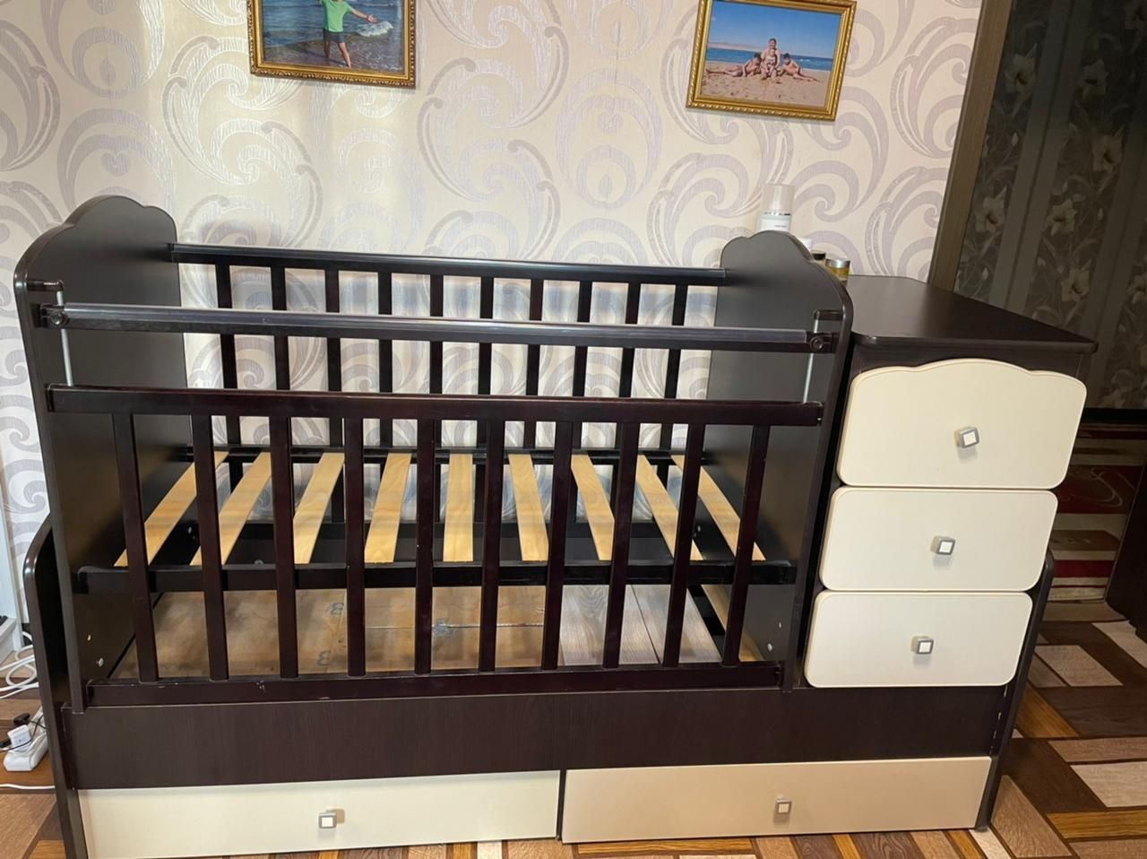 Продаю детскую кровать 2 в 1 с тумбой