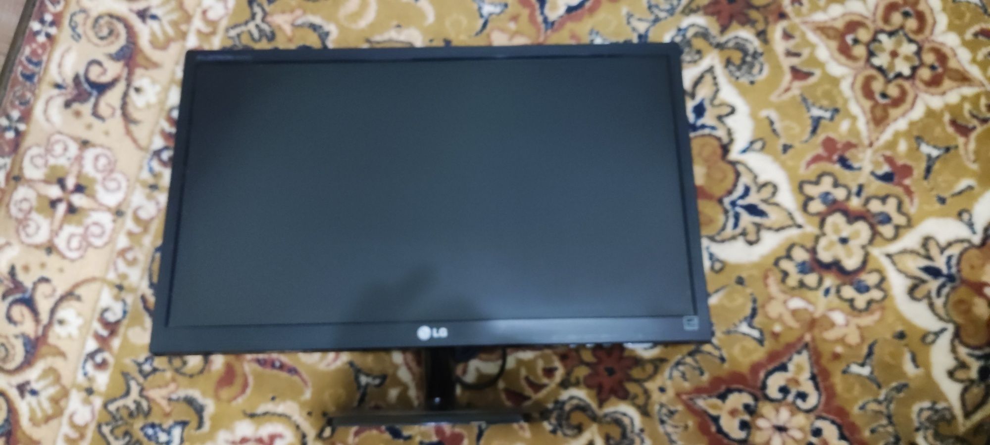 Продам монитор LG