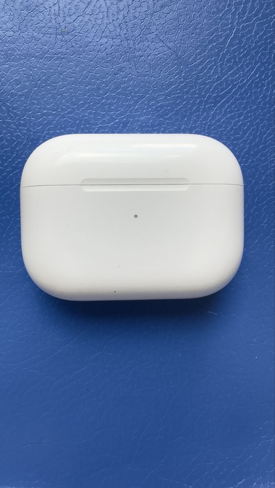 Кейс AirPods Pro