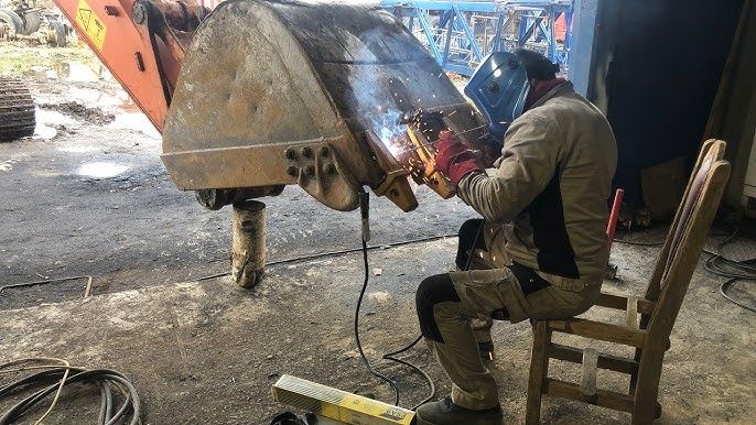 Сварка ковша на месте