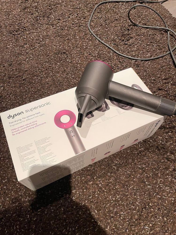 Dyson малайзия 100% оригинал отличный подарок Жене Девушке