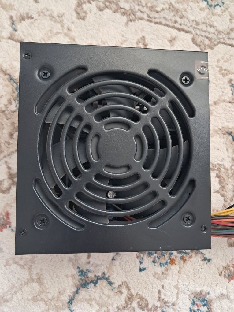 Блок питания AeroCool VX-450