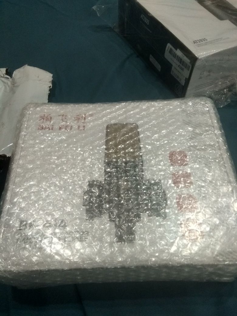 Микрофон студийный BF-414