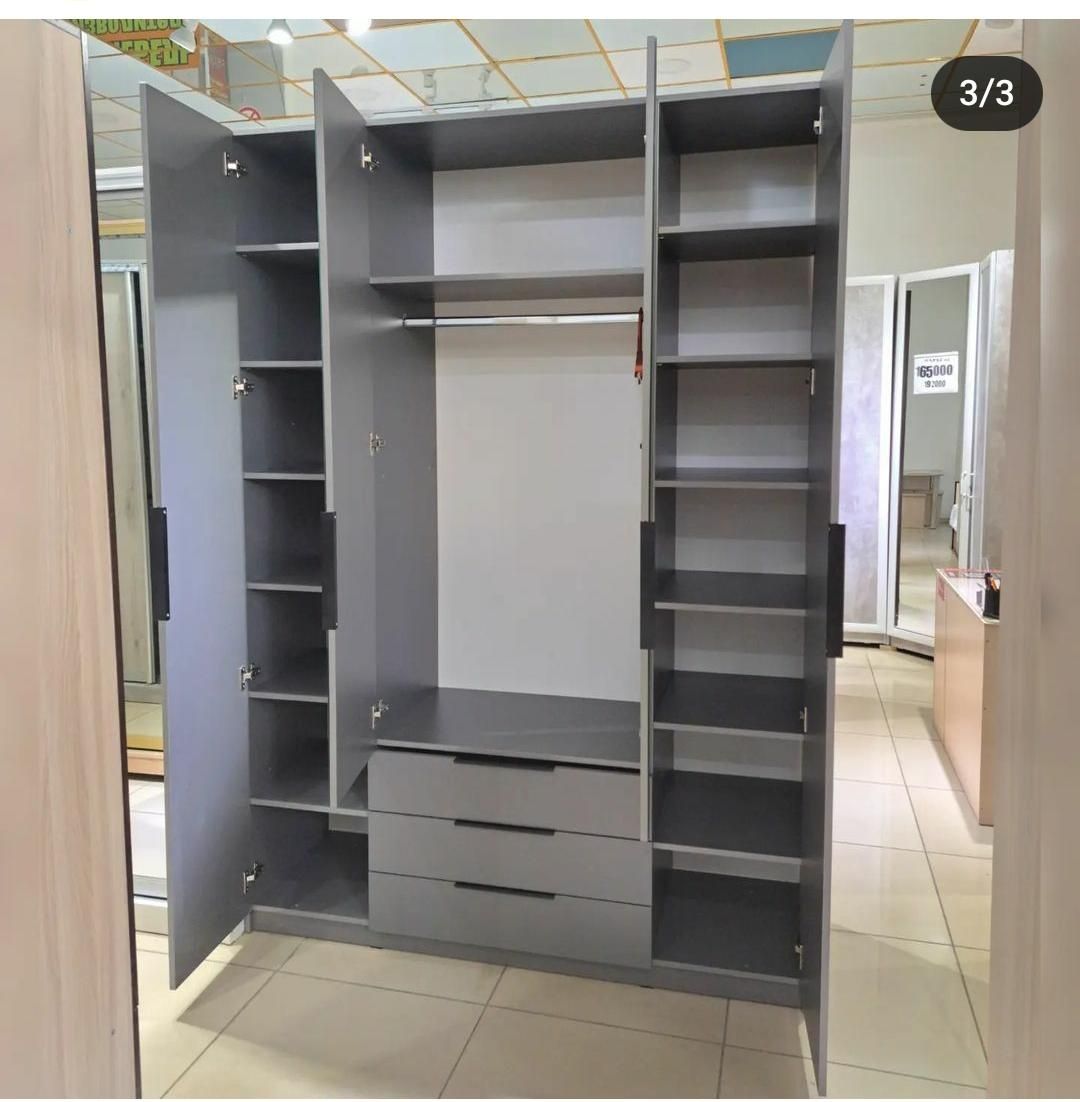 Продам новый шкаф.