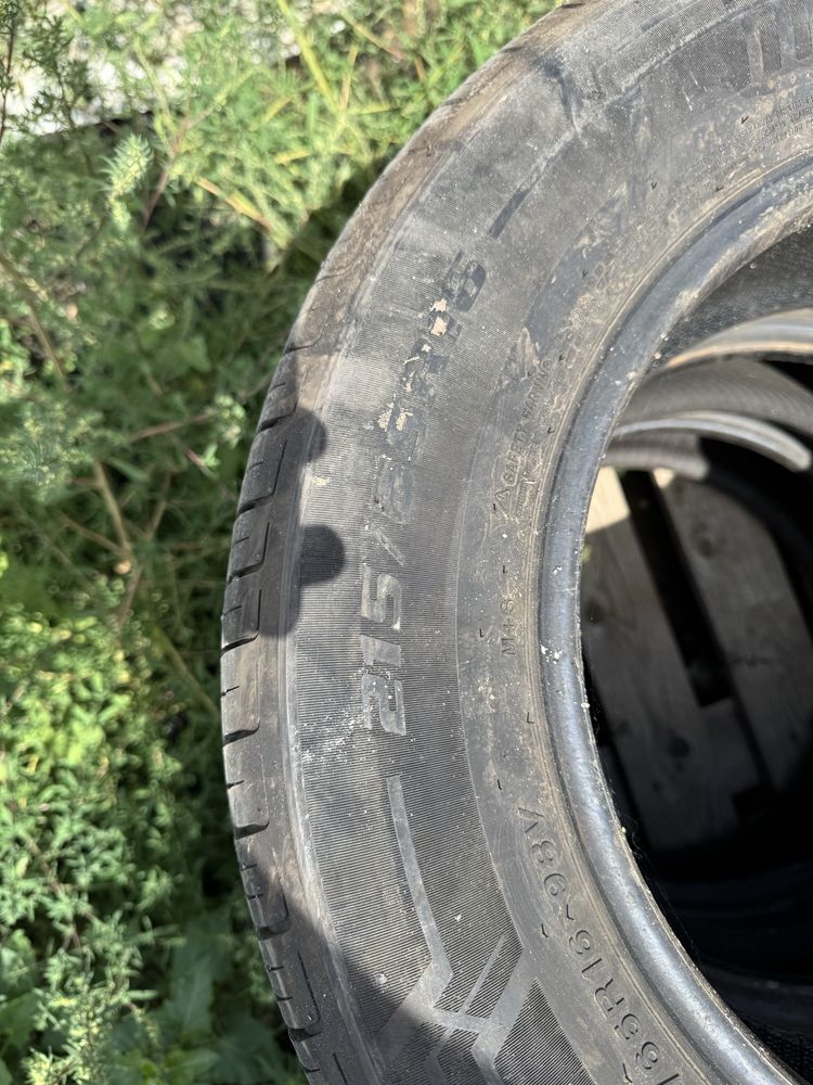 Продам шины R 16 /215 /65