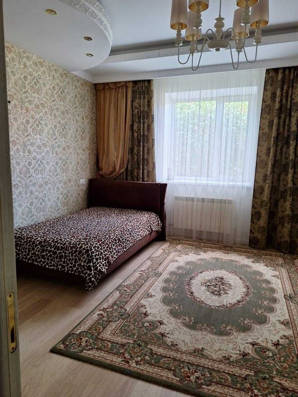 Уральск · Отдельный дом · 4 комнаты · 165 м² · 10 сот.