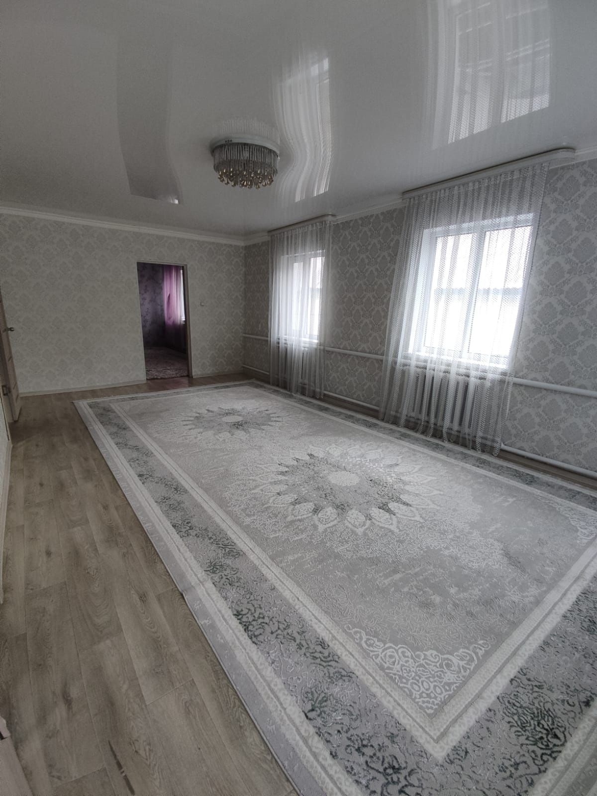 СРОЧНО!!! Продам дом, р-н Курмыш, общая площадь 183 кв.м., жилая 114,4