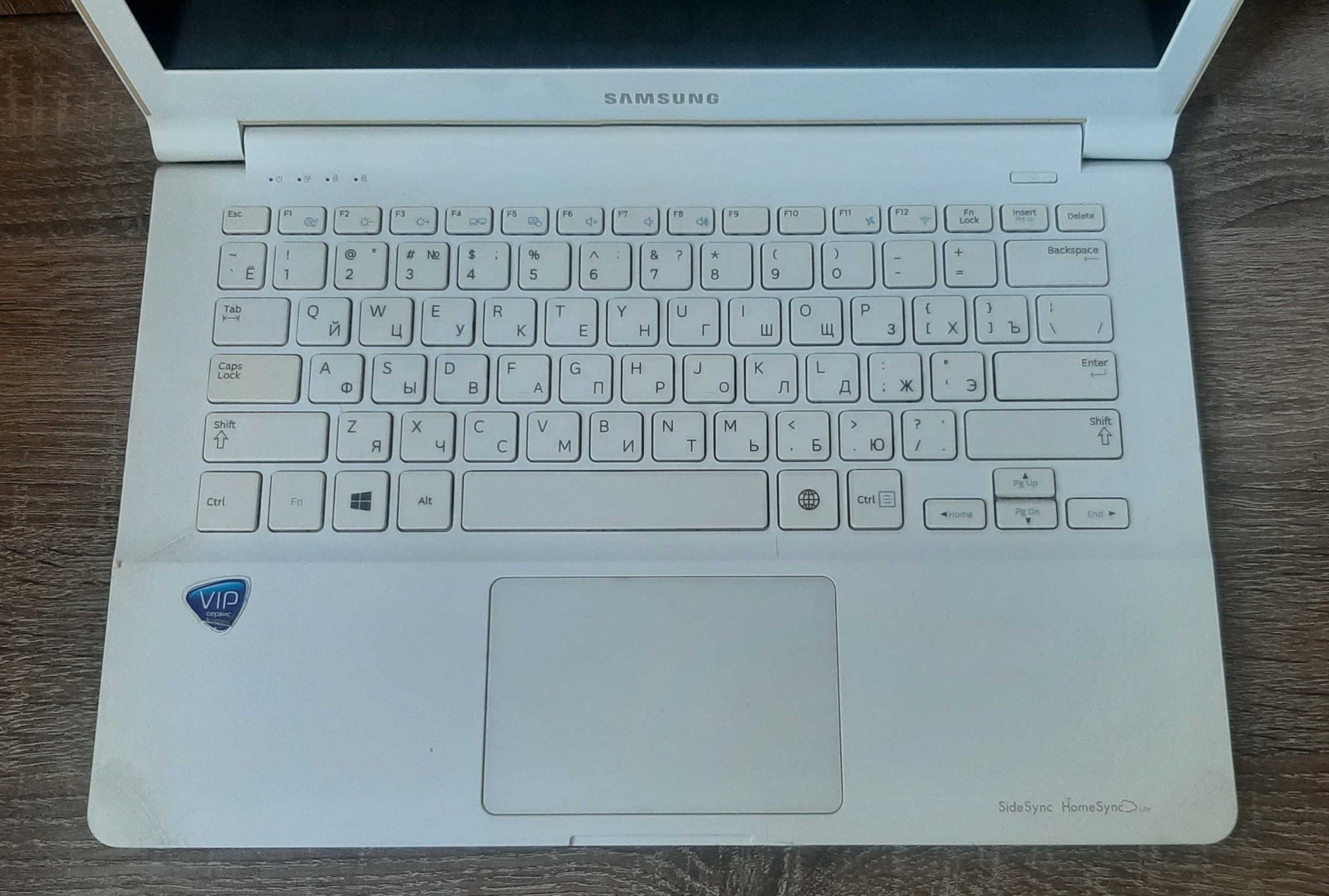 Ноутбук Samsung  NP900S3G тонкий