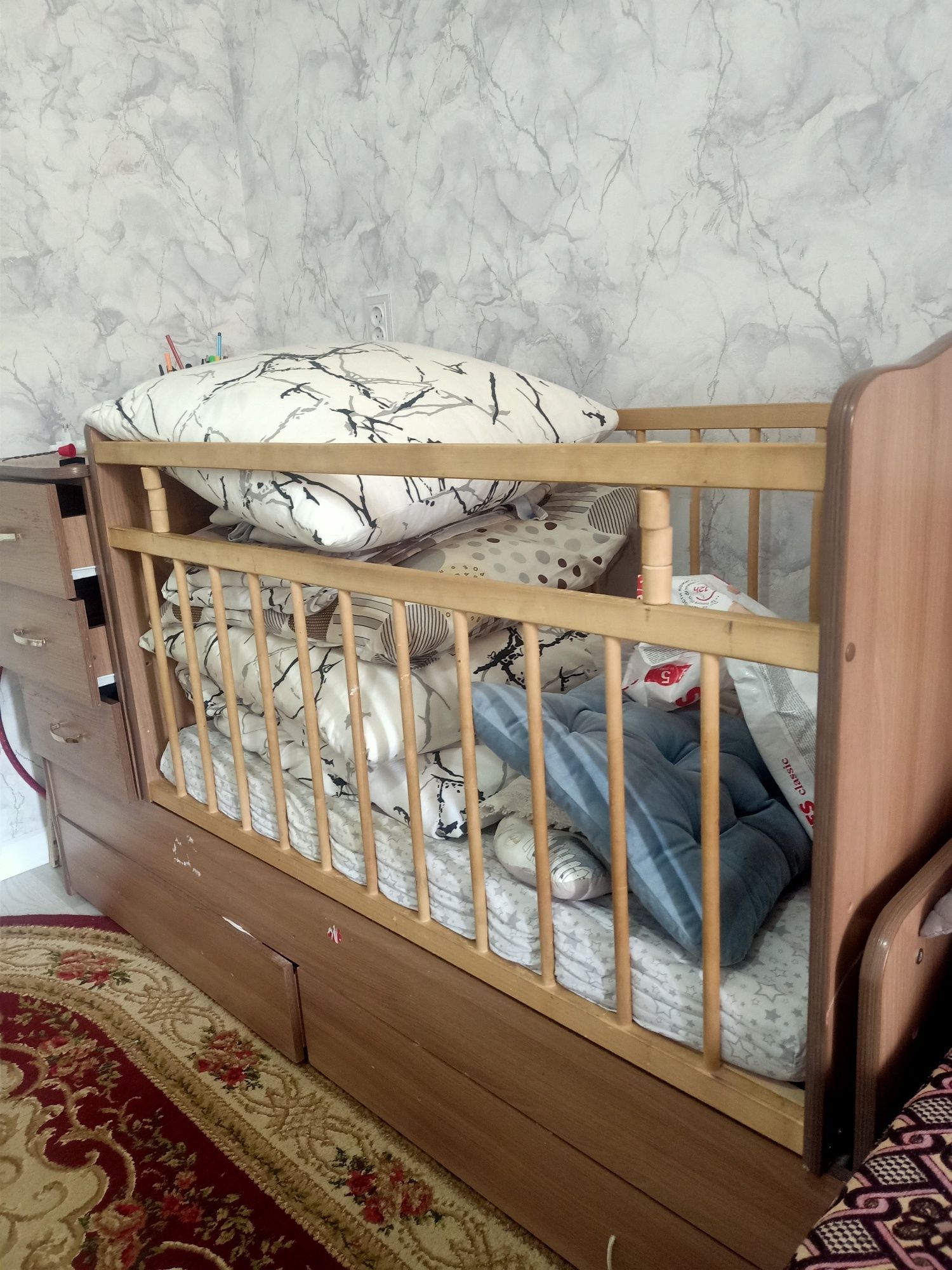 Кровать детская продается