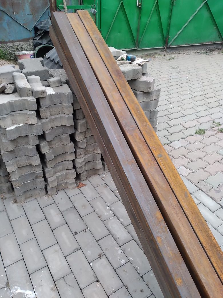Продам трубы профильные.