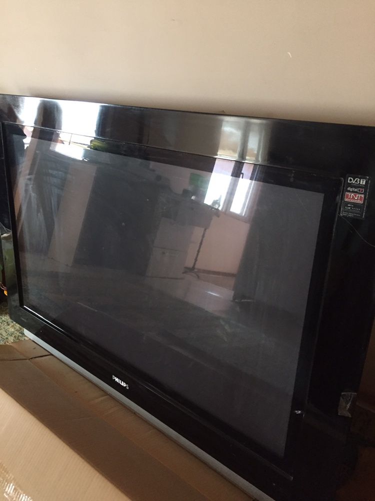 Продам телевизор philips